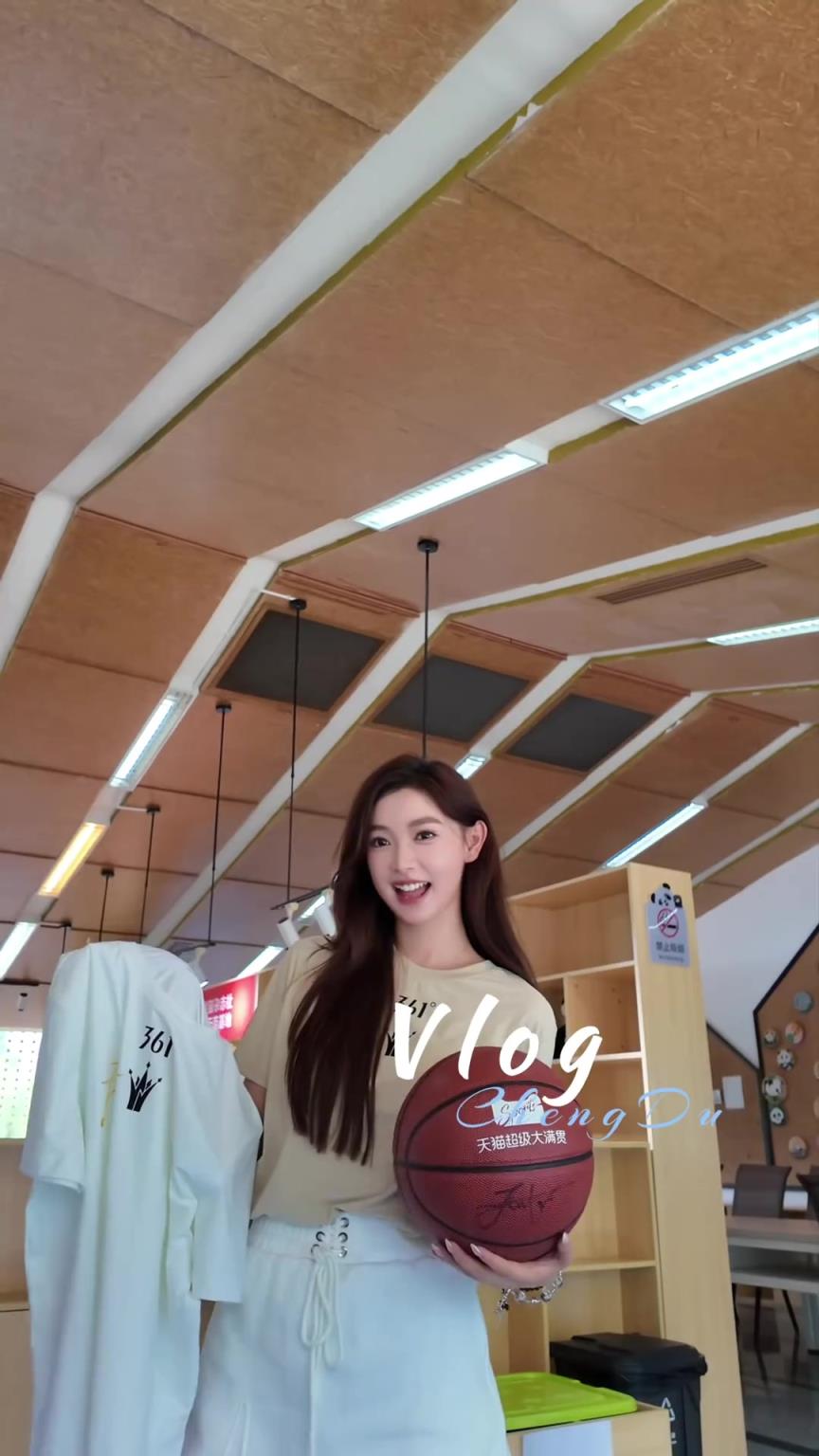 NBA追星日|特种兵追星之和约基奇访谈!