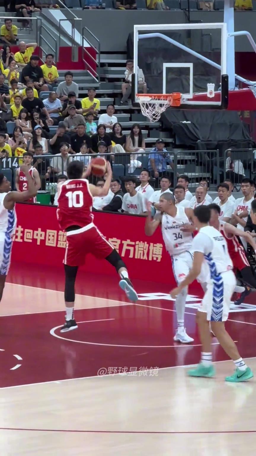 郭士强表示防守还得提高!但廖三宁热身赛这4记追帽真的很亮眼啊