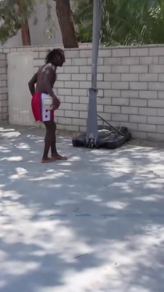 打架还是打球?网红恶搞:菲律宾篮球是什么样的?