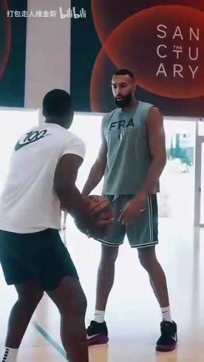 要转型成空间型中锋了?戈贝尔苦练中投+挡拆后三分!