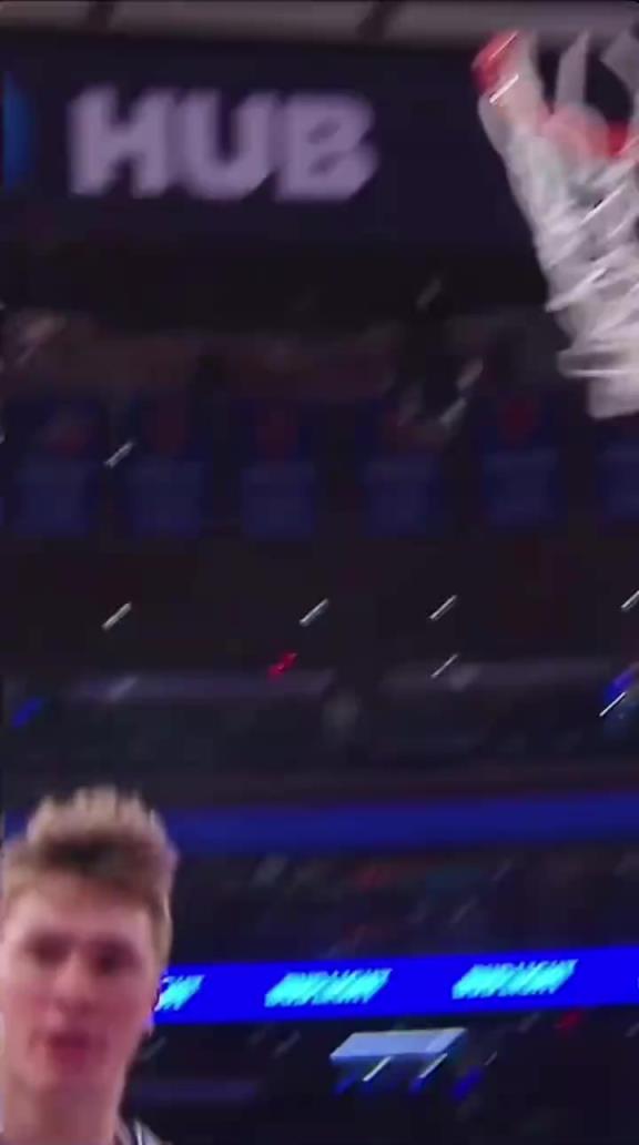 网友自制新赛季弗拉格浓眉同台画面!期待两位美国之子的合体