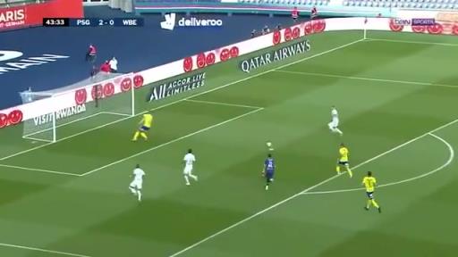 男人都能懂的痛!名场面:伊卡尔迪大力射门被对方后卫用裆部化解