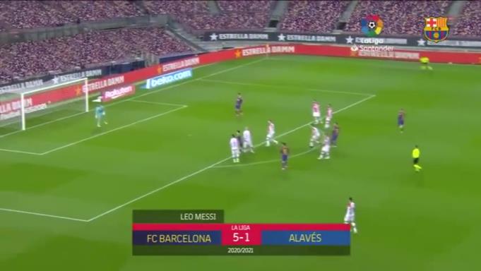 这个距离简直就是家常便饭!名场面:梅西对阵阿拉维斯的世界波!