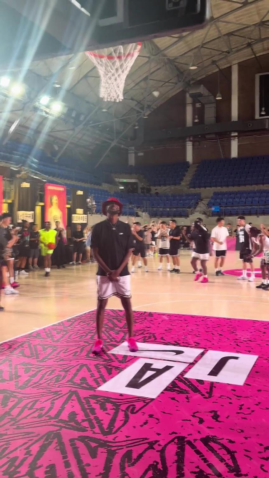 莫兰特滑铲老爹...