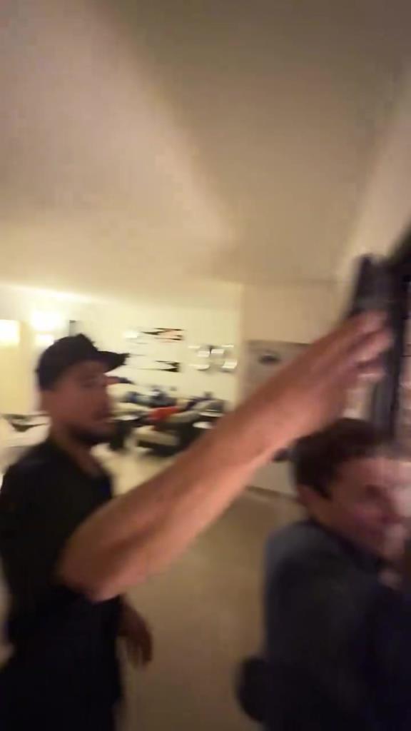 什么?布克去给库兹马庆祝生日了