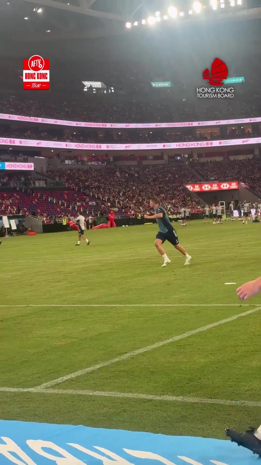 果真如此?香港枪迷:约克雷斯头球不用指望了,完全没腰腹发力