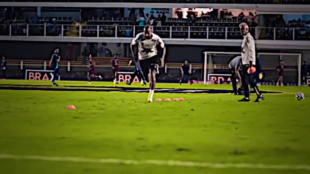 找回状态!内马尔:我只是比自己差了,不是比你们差了!