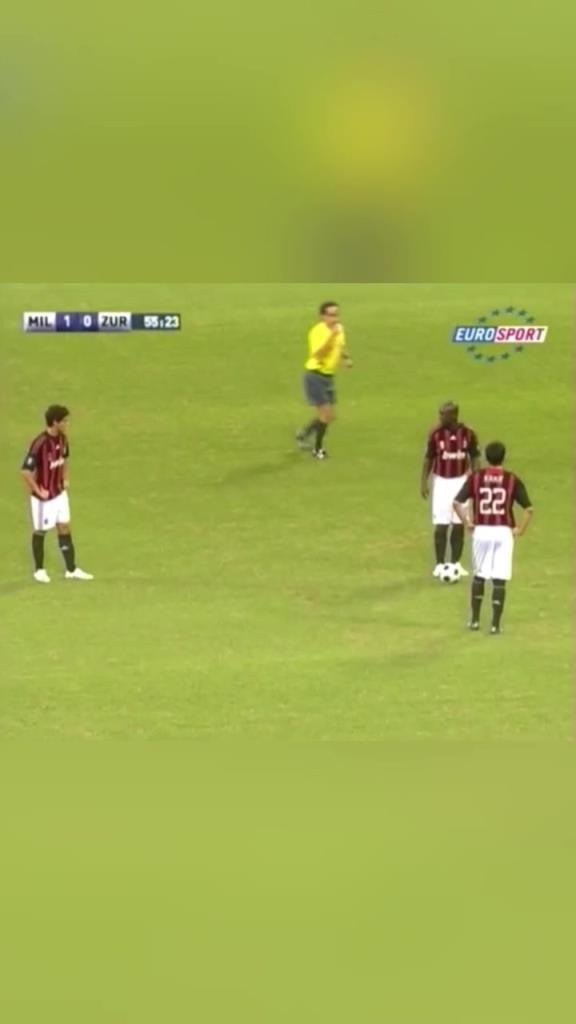 西多夫做球卡卡架炮!当年金童帕托这待遇也是没谁了!