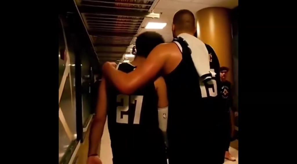 马上超过十年的搭档了!约基奇和穆雷之间纯粹的友谊!