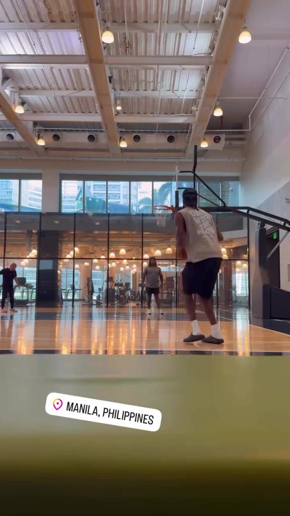 游刃有余的投射!拖鞋射手以赛亚乔!