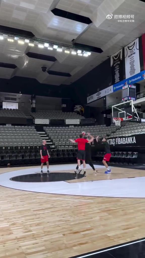 下赛季带领火箭更进一步?申京继续夏季特训