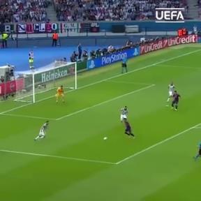 群主上线了！当年屡屡制造惊喜的拉基蒂奇！那记远射太漂亮了！