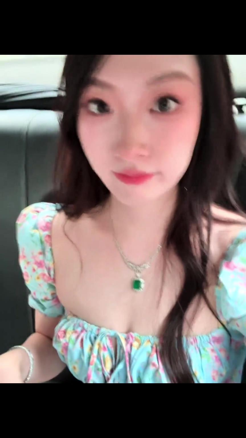 谢文能爱妻:度过了幸福的生日月,最好的朋友和最爱的人都在身边