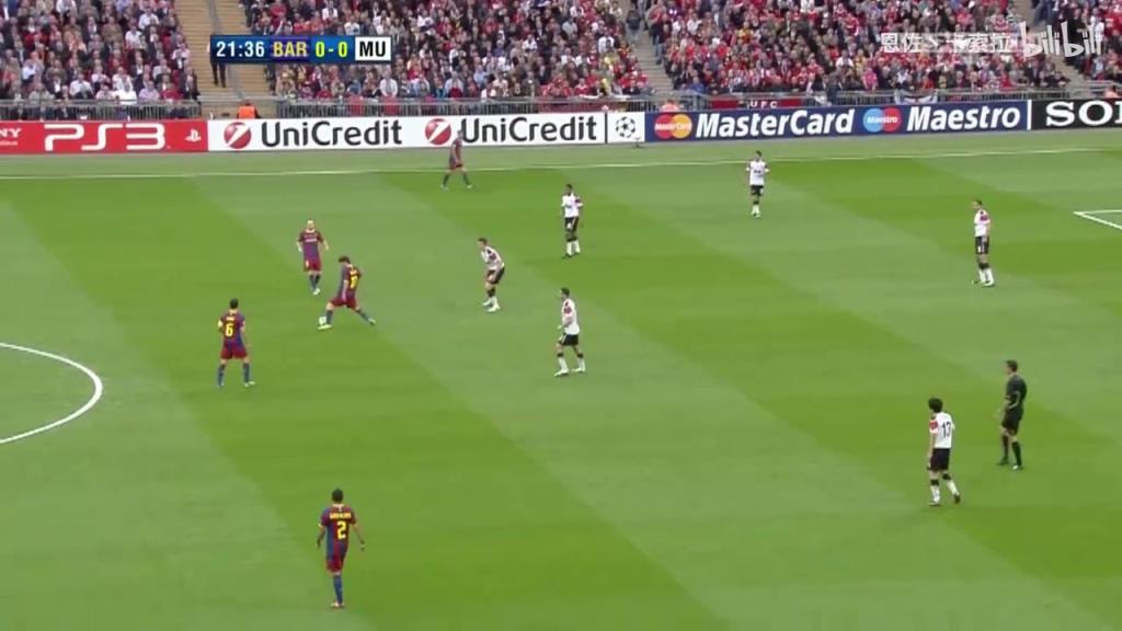 巅峰巴萨中场的恐怖压制代表:哈白梅将前场人数差瞬间拉开!