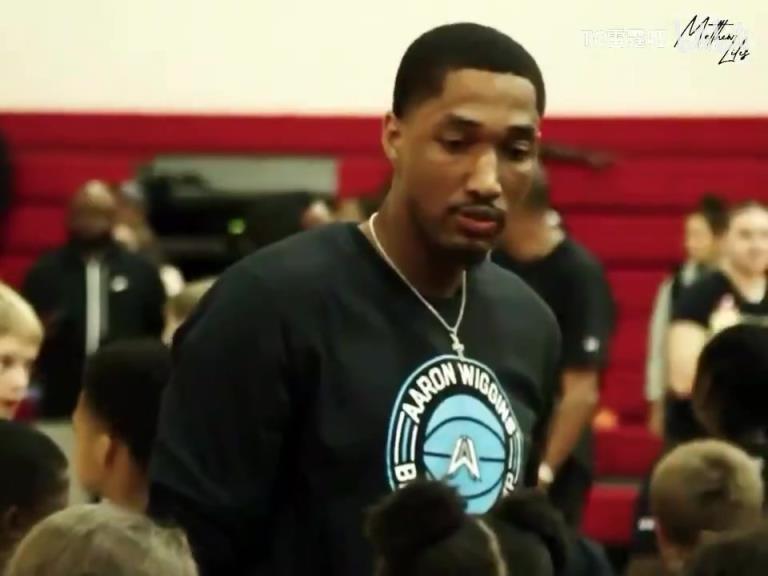 忙碌但是有意义!阿隆维金斯的夏天!