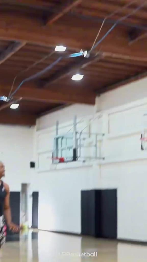 因祸得福?杰威加练左手!下赛季进攻无死角?