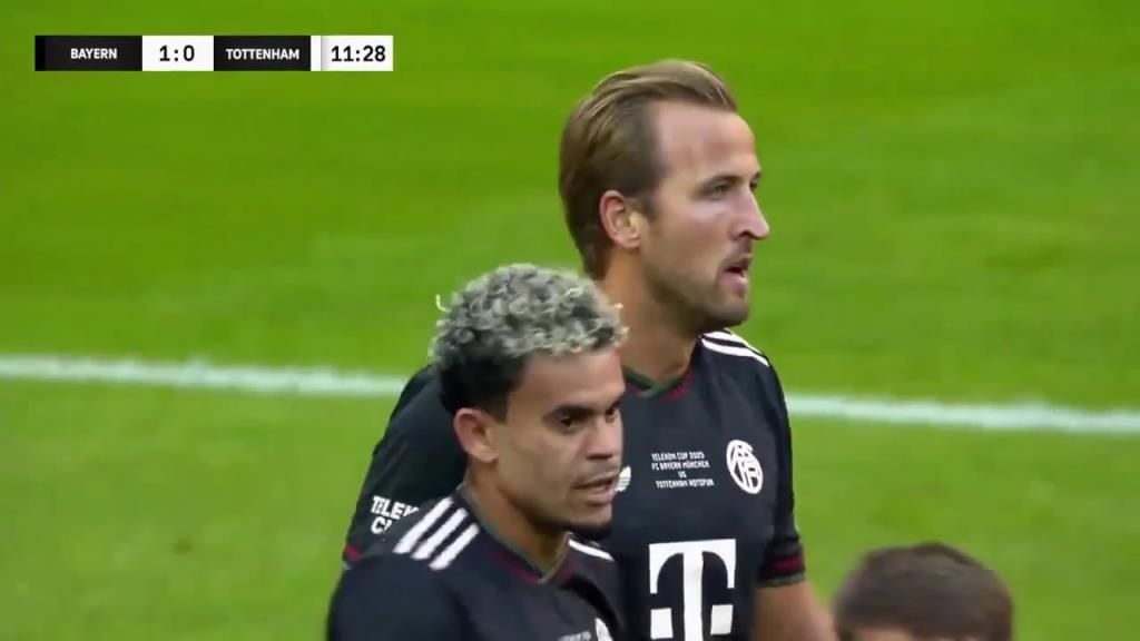 攻破旧主!奥利塞中场长传送助攻!凯恩停球打门一气呵成!