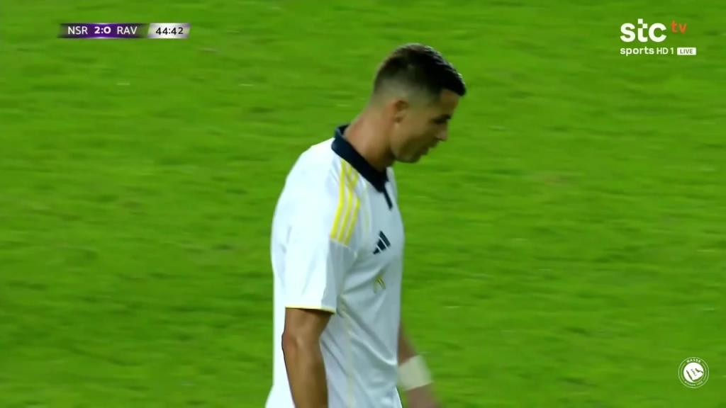 胜利流畅配合进球!菲利克斯送助攻!C罗跟进打门得手!