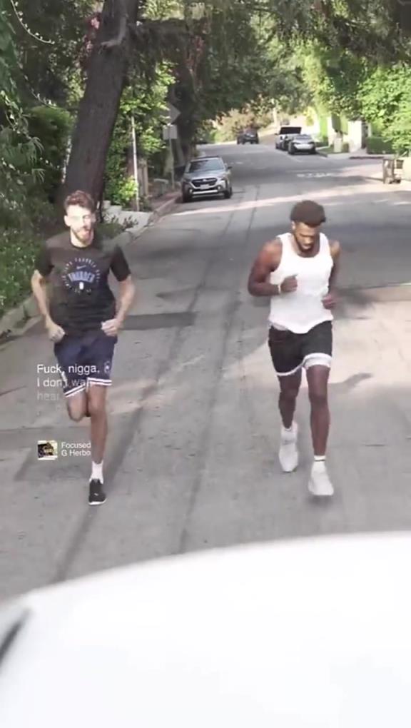 跑步配专车开路？今天也是努力训练的切特！