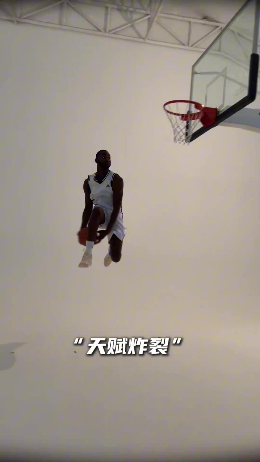 随便360可太强了!一起来观摩嘴哥拍摄日!