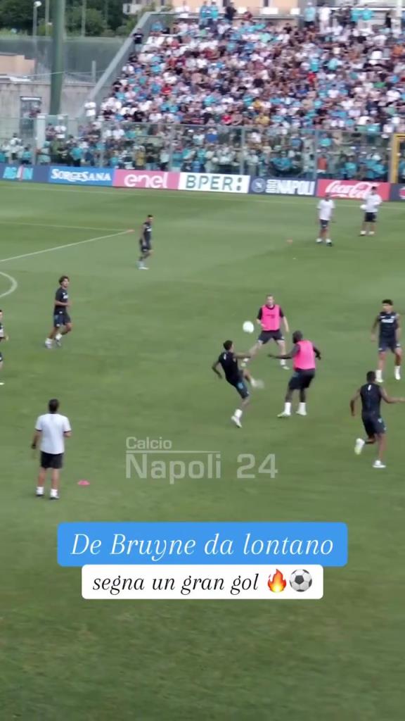 黄金搭档!那不勒斯训练赛,卢卡库助攻德布劳内破门!