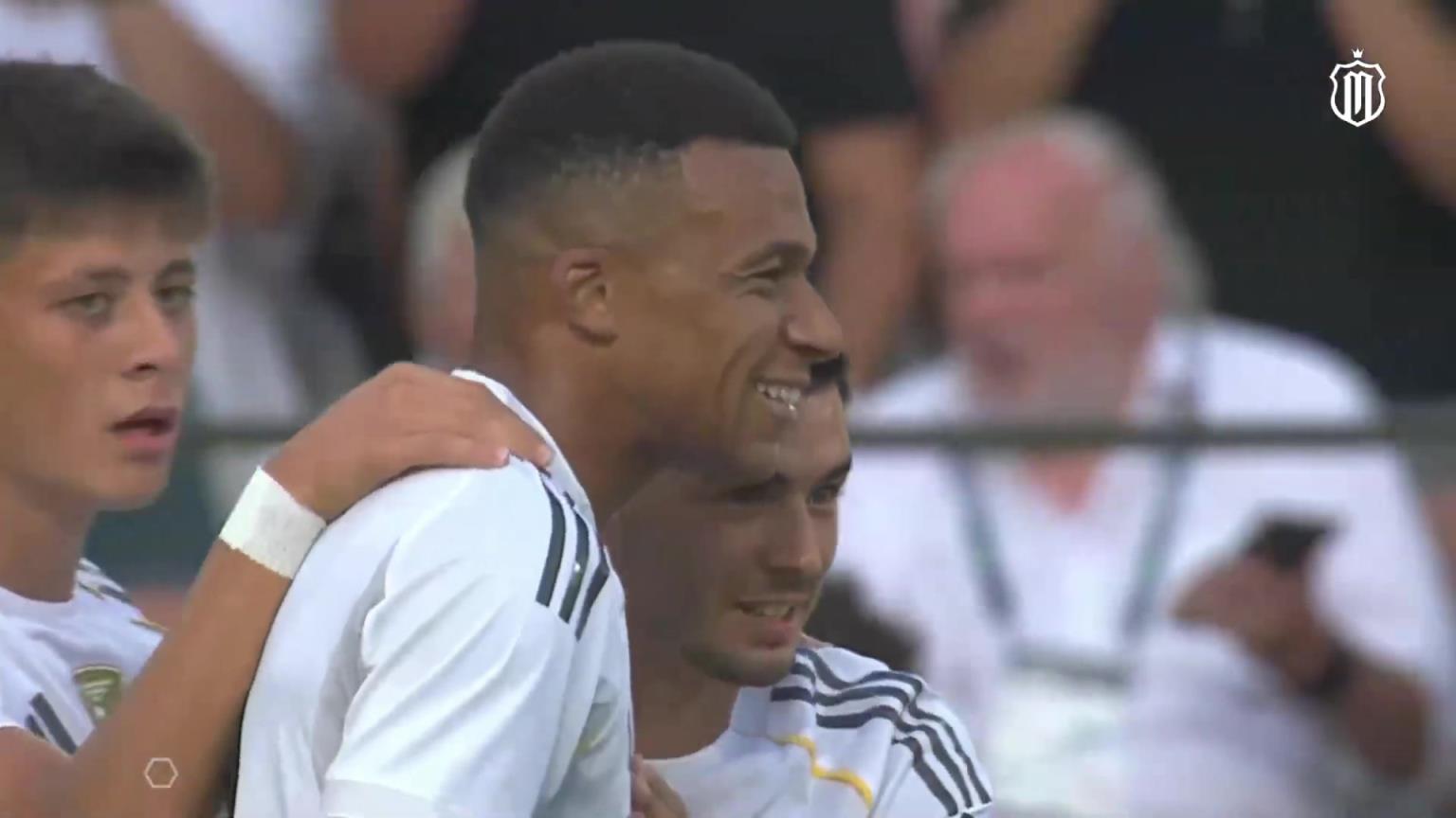 太连贯了!居勒尔送助攻,姆巴佩停球转身射门进球一气呵成!