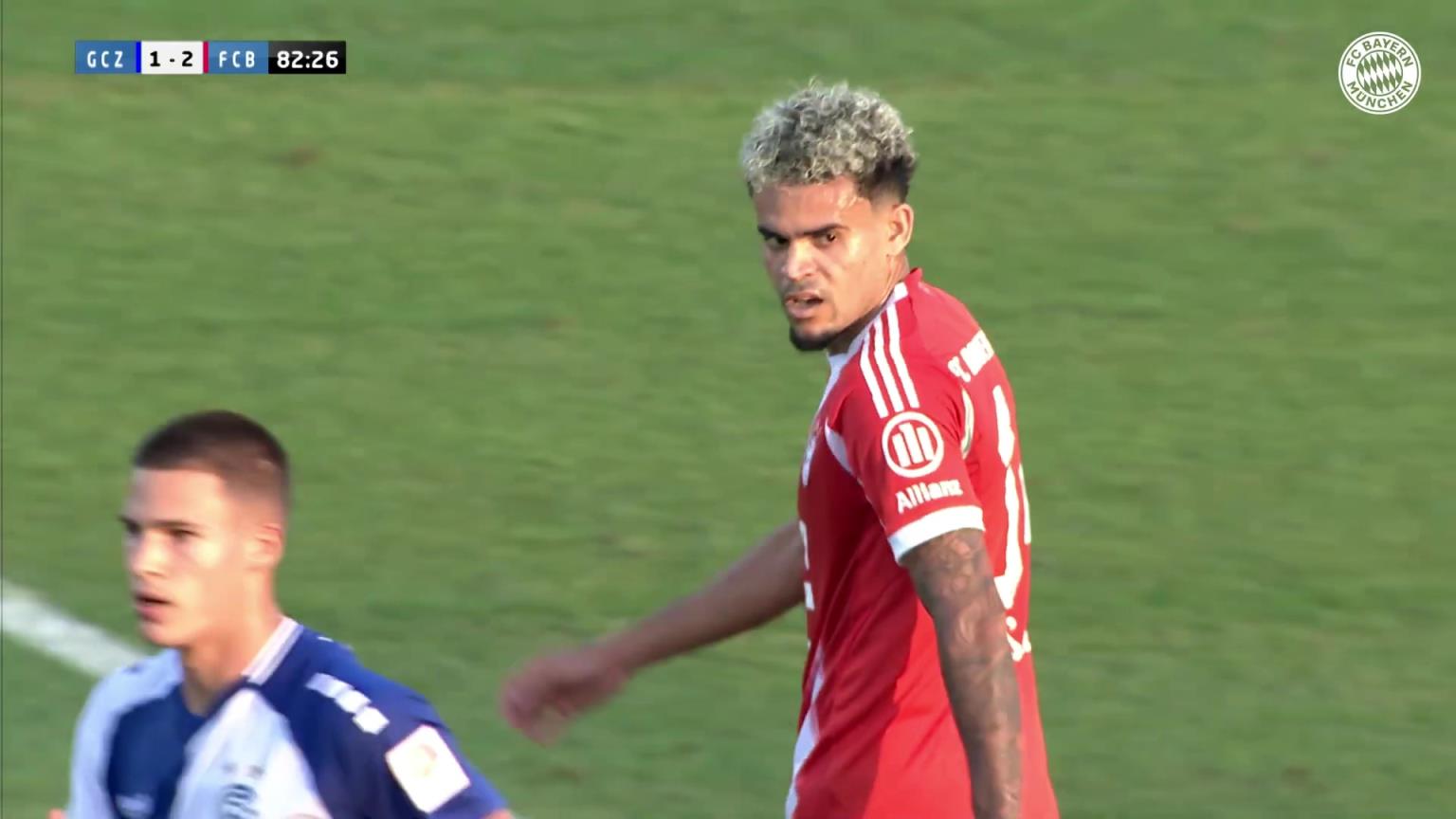 这是谁的部将?迪亚斯1V2人球分过奔袭半场,可惜最终射门被扑出