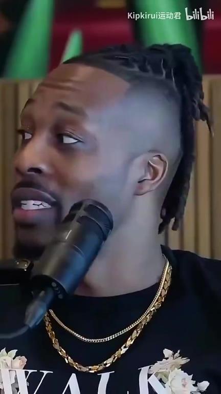 霍华德此前谈姚明和文班:姚明是最难防的,文班我只需要撞他两次