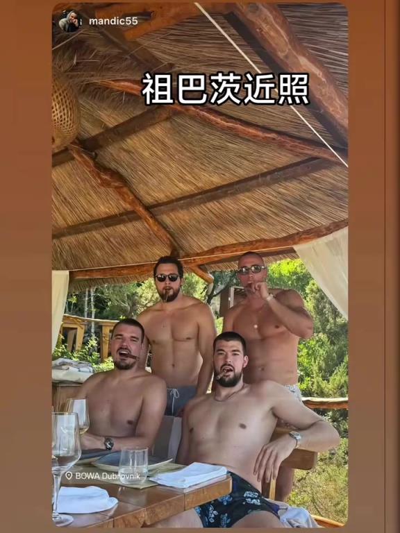 大佬气质越来越浓了啊!祖巴茨近照,这是越来越壮了啊~