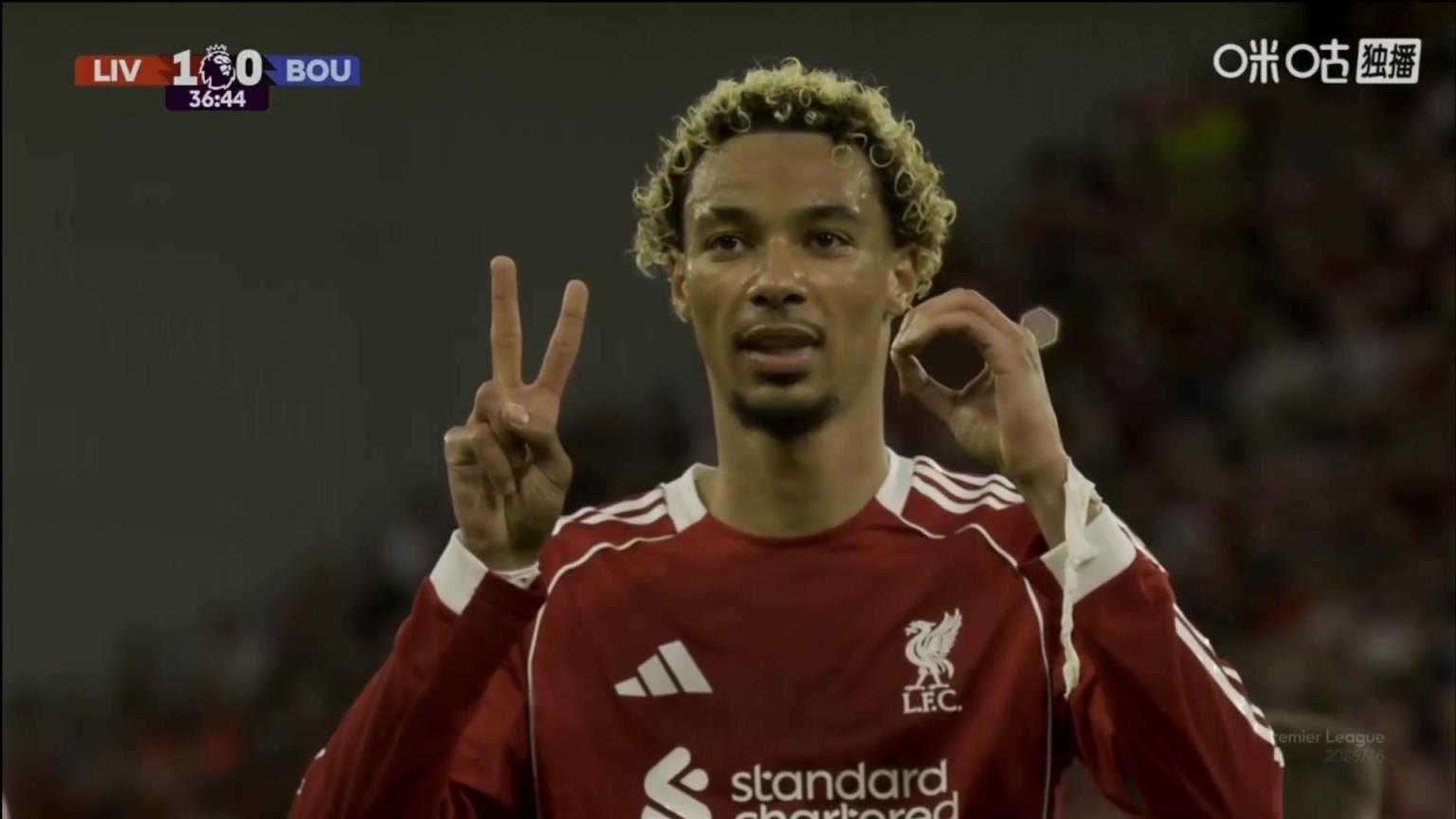 致敬若塔!埃基蒂克中路突破破门!攻入新赛季英超首球!