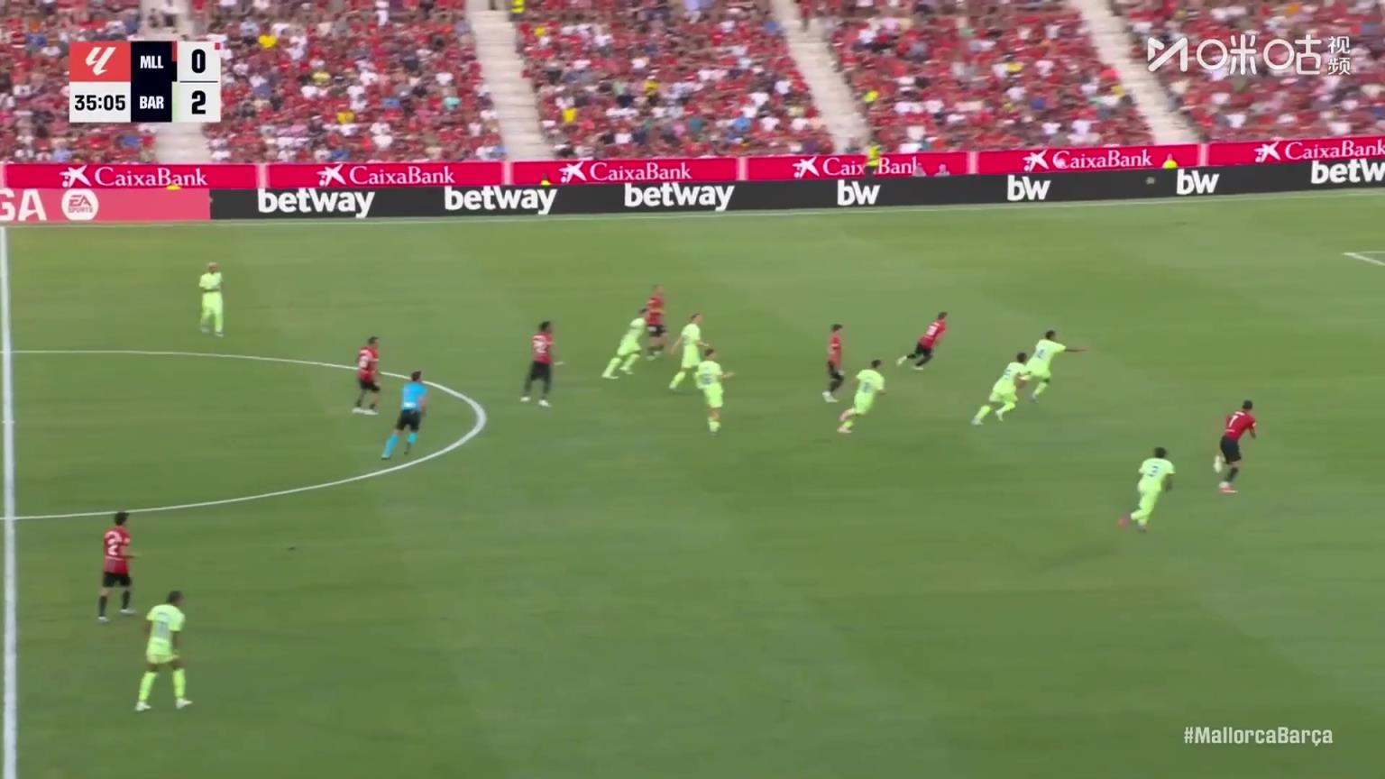 【集锦】西甲-费兰争议破门亚马尔传射建功 巴萨3-0九人马洛卡