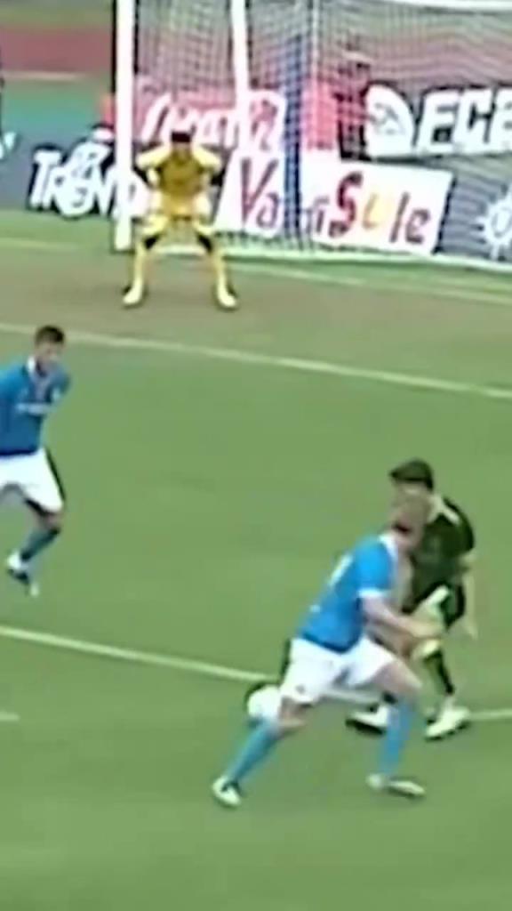 孔蒂是大BOSS!德布劳内用一个词形容对队友和教练的第一印象!