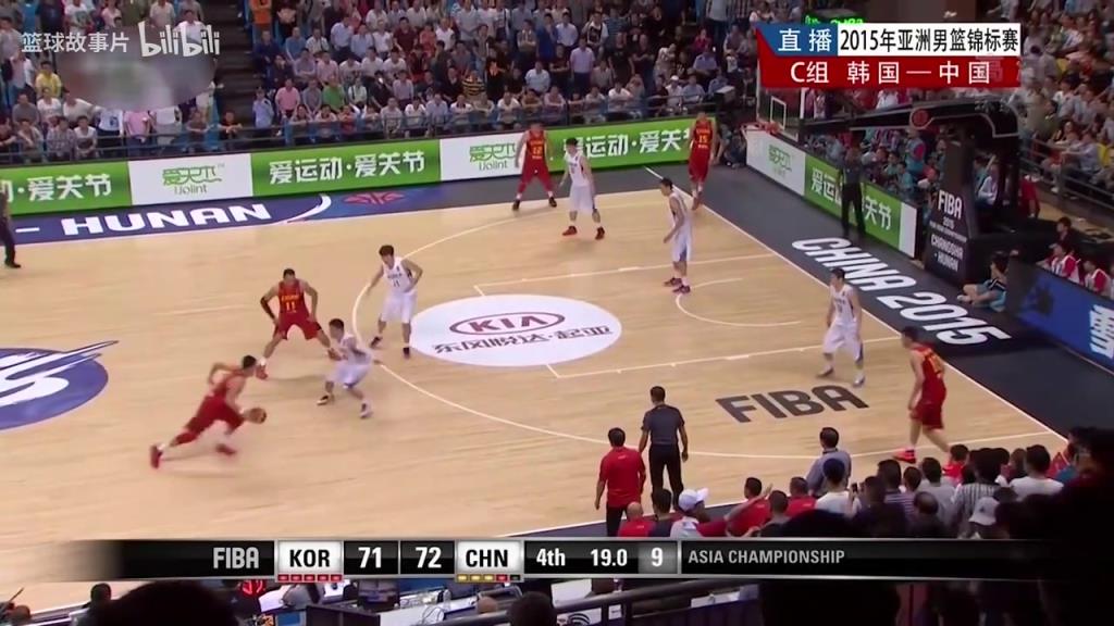 打开局面的答案!郭艾伦15年亚洲杯精彩集锦!犀利写意的突破!