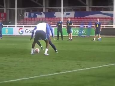 早日康复!新一代悲情英雄?麦迪逊此前训练展现的精湛控球!