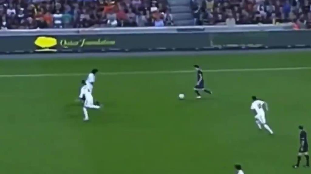 再也不会有这样的球员了!梅西的神级无球盘带技巧!鬼魅的节奏!