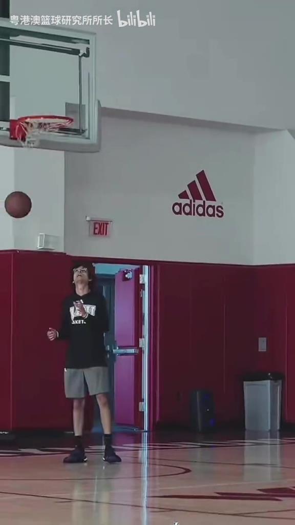 持续涨球!崔永熙最新球场康复训练,投篮愈发稳定!