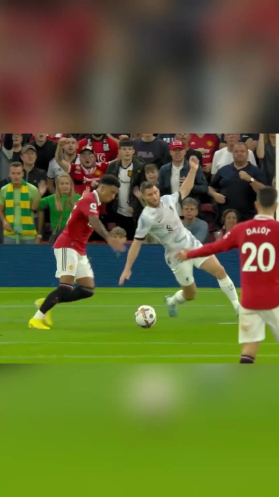 戏耍!桑乔在曼联打进的最精彩一球!