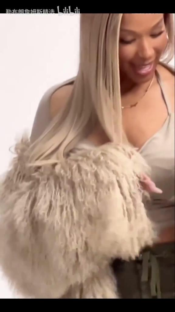 只有她知道巅峰詹姆斯有多强!萨瓦娜的颜值你们觉得怎么样?