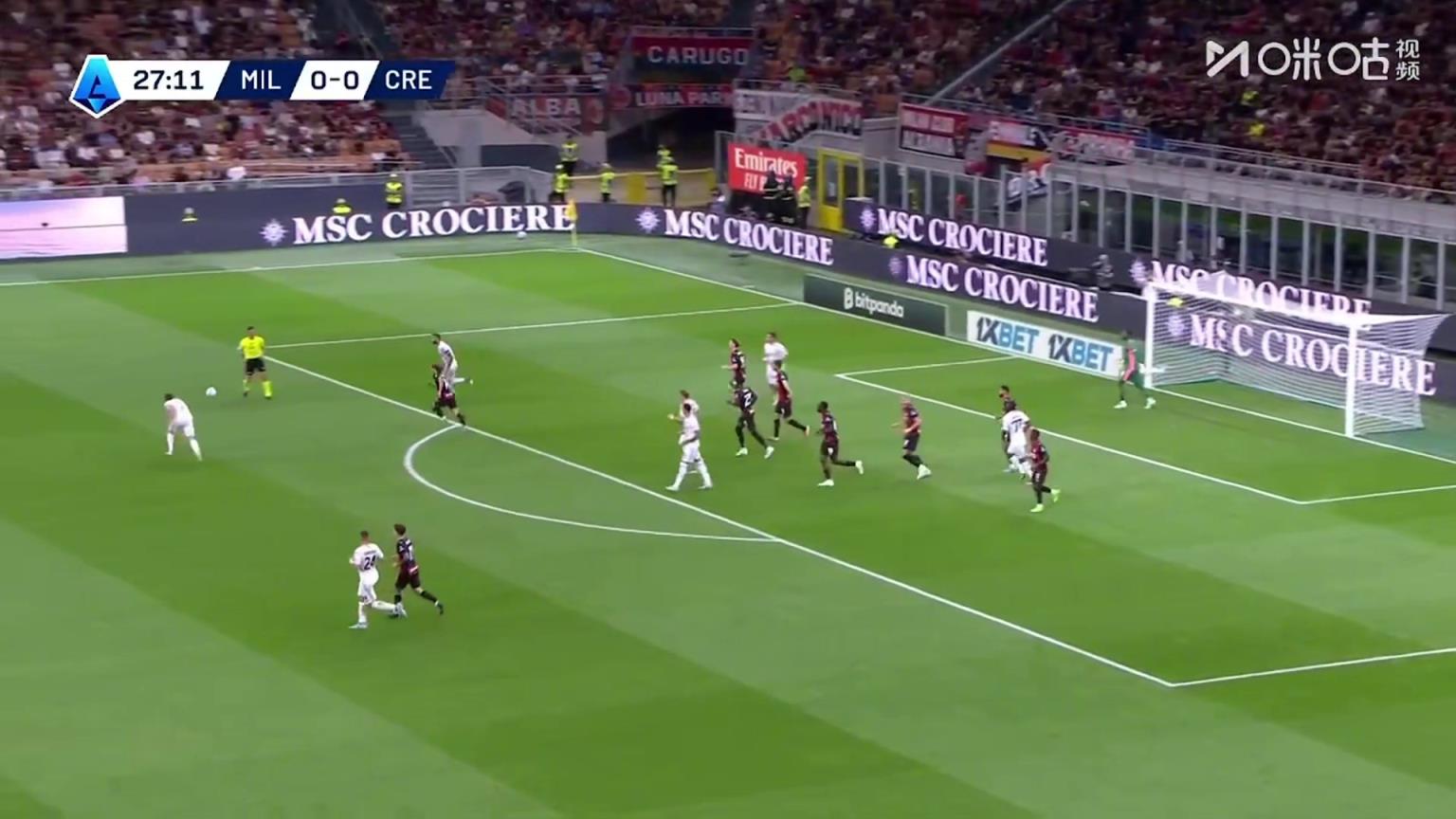 米兰0-1落后!泽尔宾精准传中,巴斯奇罗托头球破门