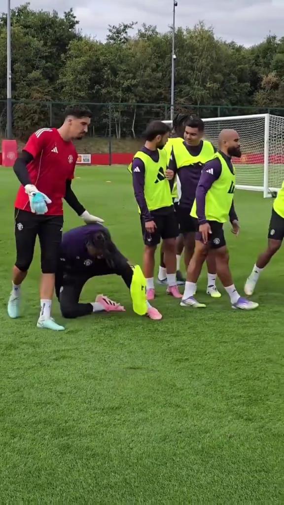 欢乐的训练场!齐尔克泽一副大哥样,B费和卡塞米罗又在聊什么?