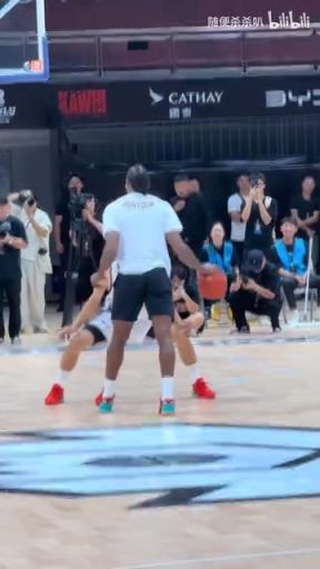 他是懂人情世故的!近距离多角度看小卡成都行集锦!