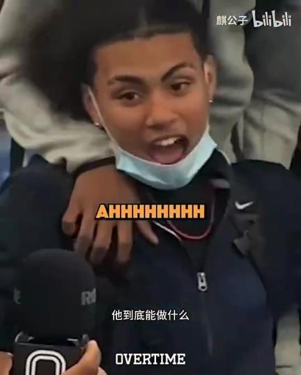 美国小伙街头辩论:詹姆斯在韦德和波什身边,只是个角色球员!