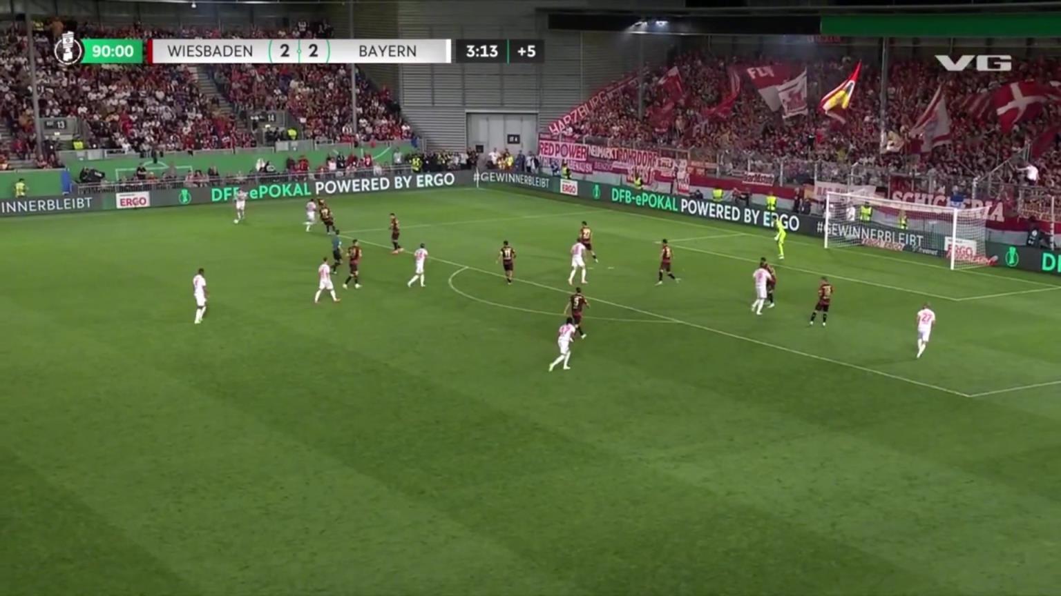 自我救赎！凯恩头球破门，拜仁93分钟3-2绝杀韦恩！