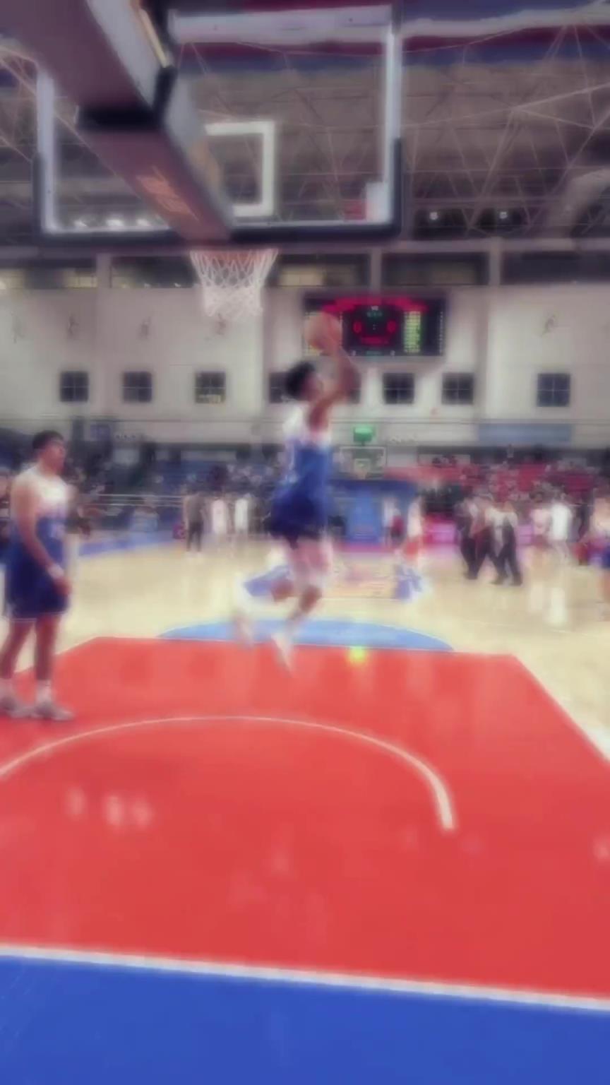 冯傲这天赋真的炸裂,新赛季应该能进入新疆队一队