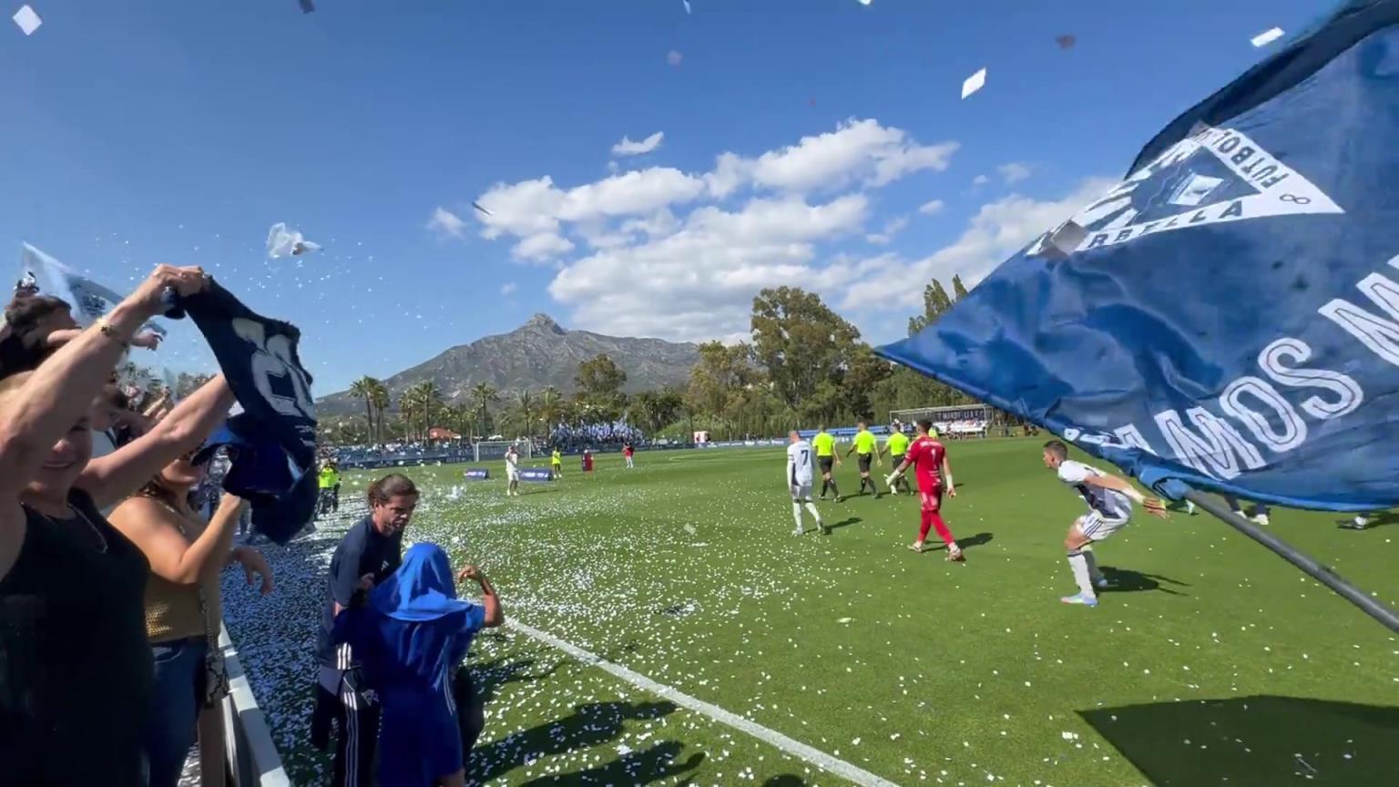 杜月徵这能力想留在西班牙基本不可能,相比国青几个中锋都没优势