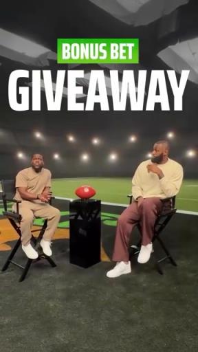 老搭档了!詹姆斯和凯文哈特的最新广告!