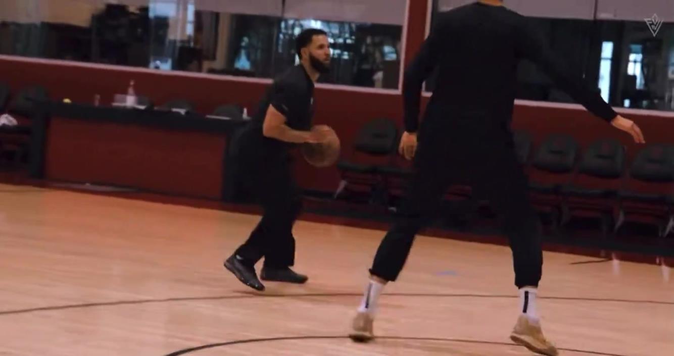 范乔丹&小贾巴里休赛期苦练,下赛季能不能助火箭起飞?