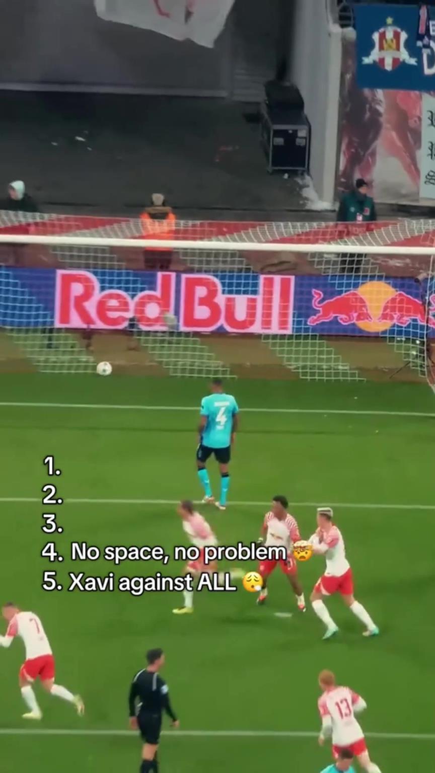 盘带突破创造力十足!球队进攻核心哈维-西蒙斯!