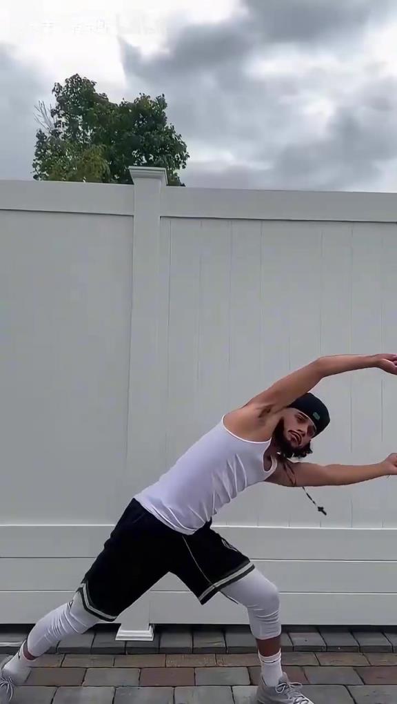 这下真的大结局了!网红博主:假如字母哥和约基奇合体成一个人!