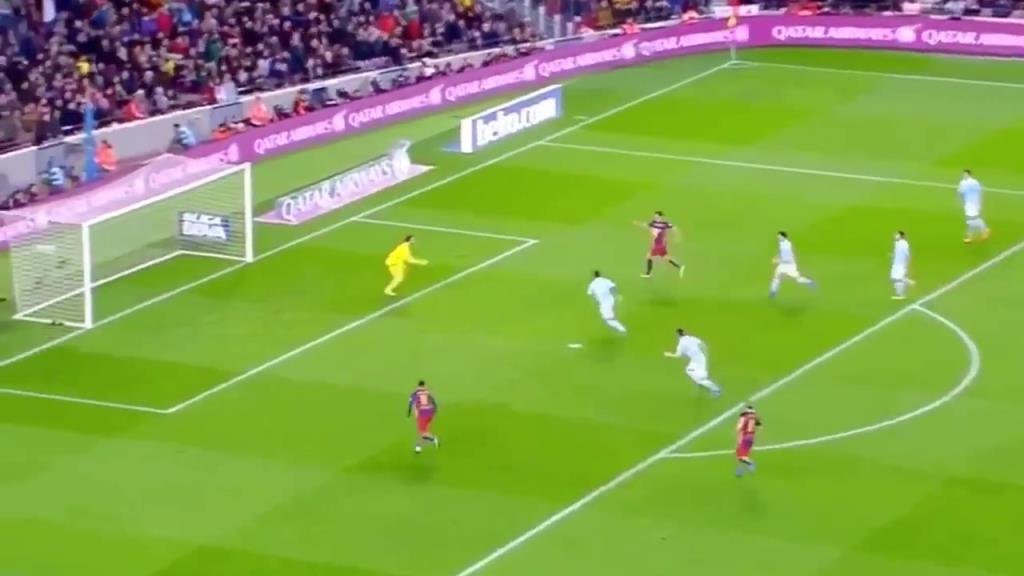 传奇还在延续！梅西27次几乎一模一样的传球！无解的挑传！